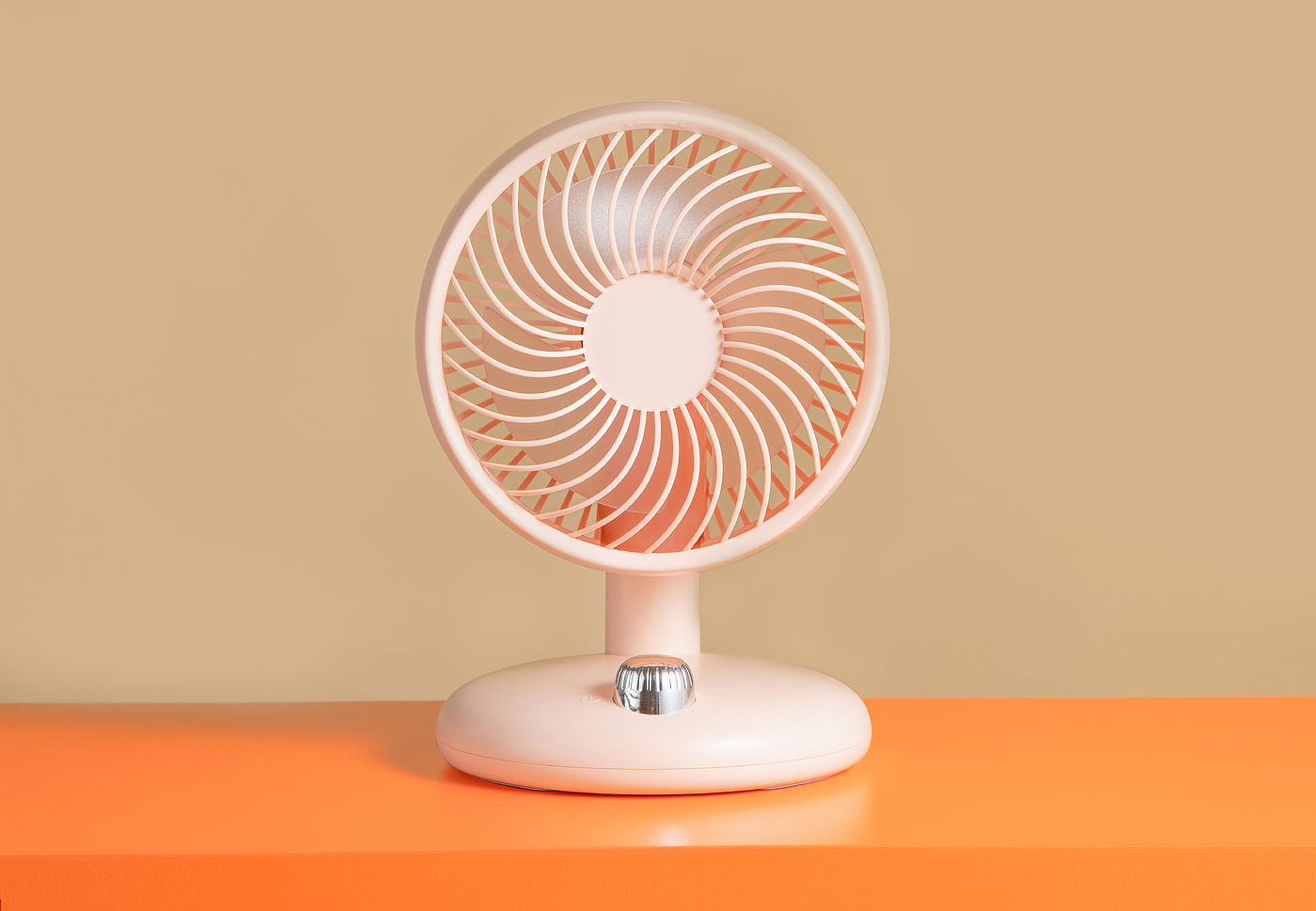 Air circulation fan, wind comfort, electroplating knob, stepless speed regulation，