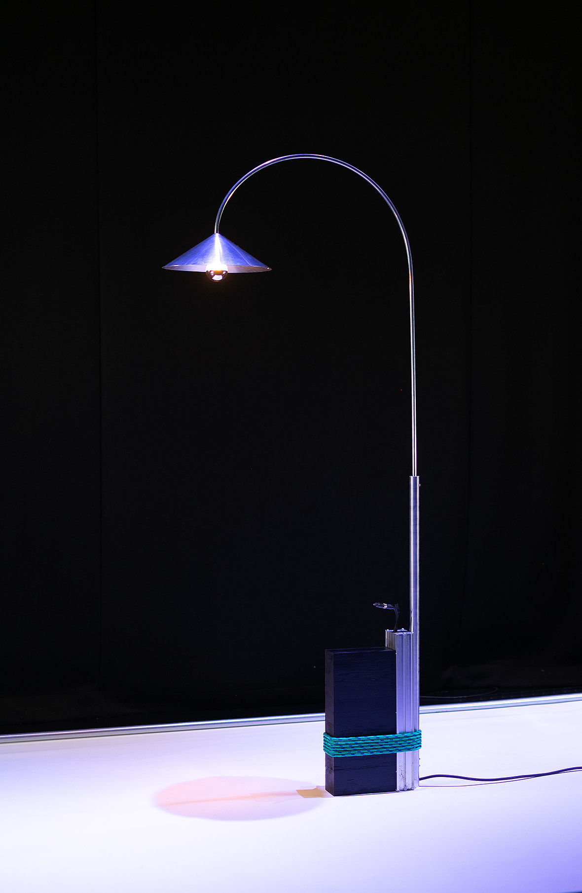 Electric scooter，Desk lamp，chair，Barbecue rack，