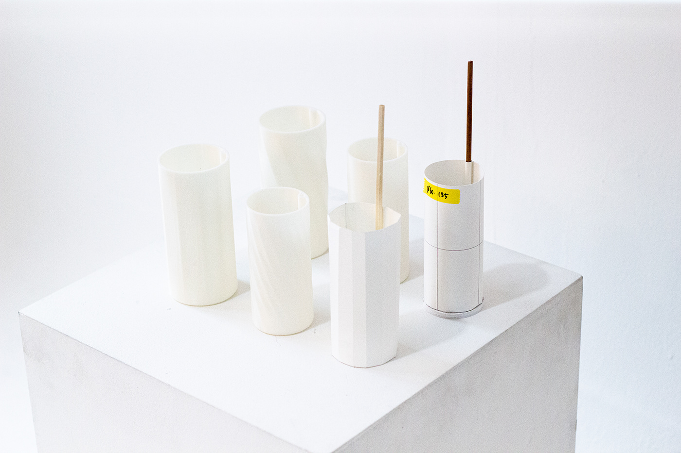 vase，Interior decoration，Home furnishings，Housewear & Furnishings，