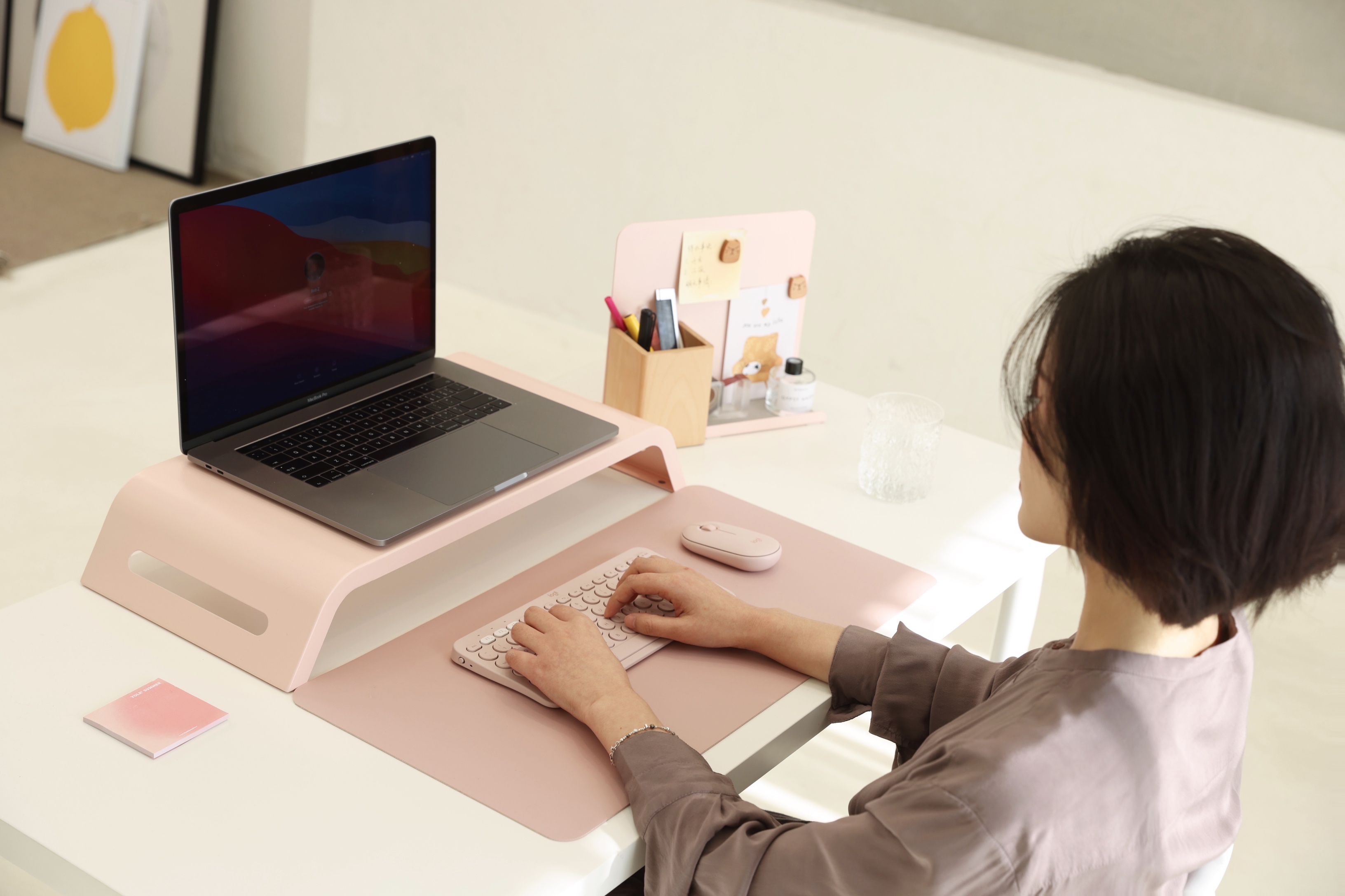 Office storage，Bulletin board，