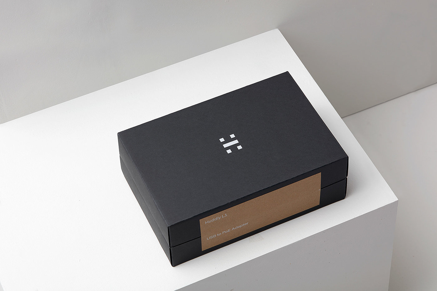 ai brand，camera，cardboard，Packaging technology，graphic design ，