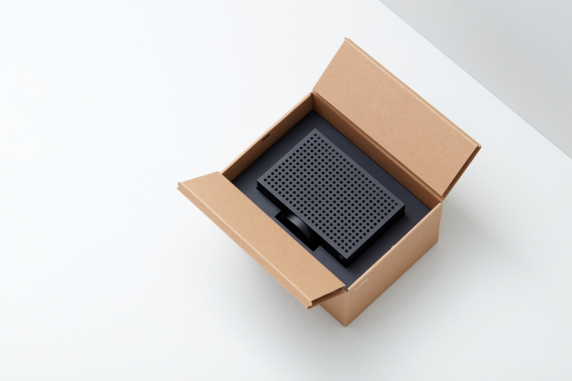 ai brand，camera，cardboard，Packaging technology，graphic design ，