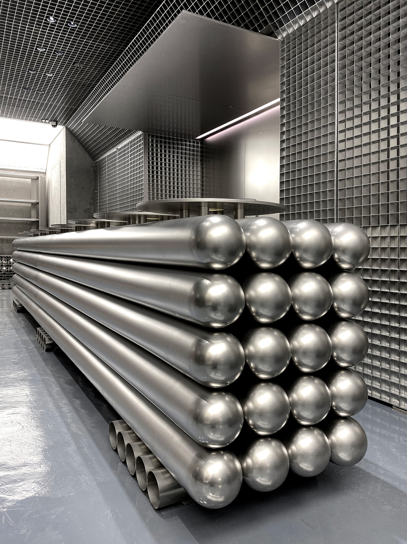 coffee shop，Cold Tone，Industrial wind，Punk Sense，Metal breath，