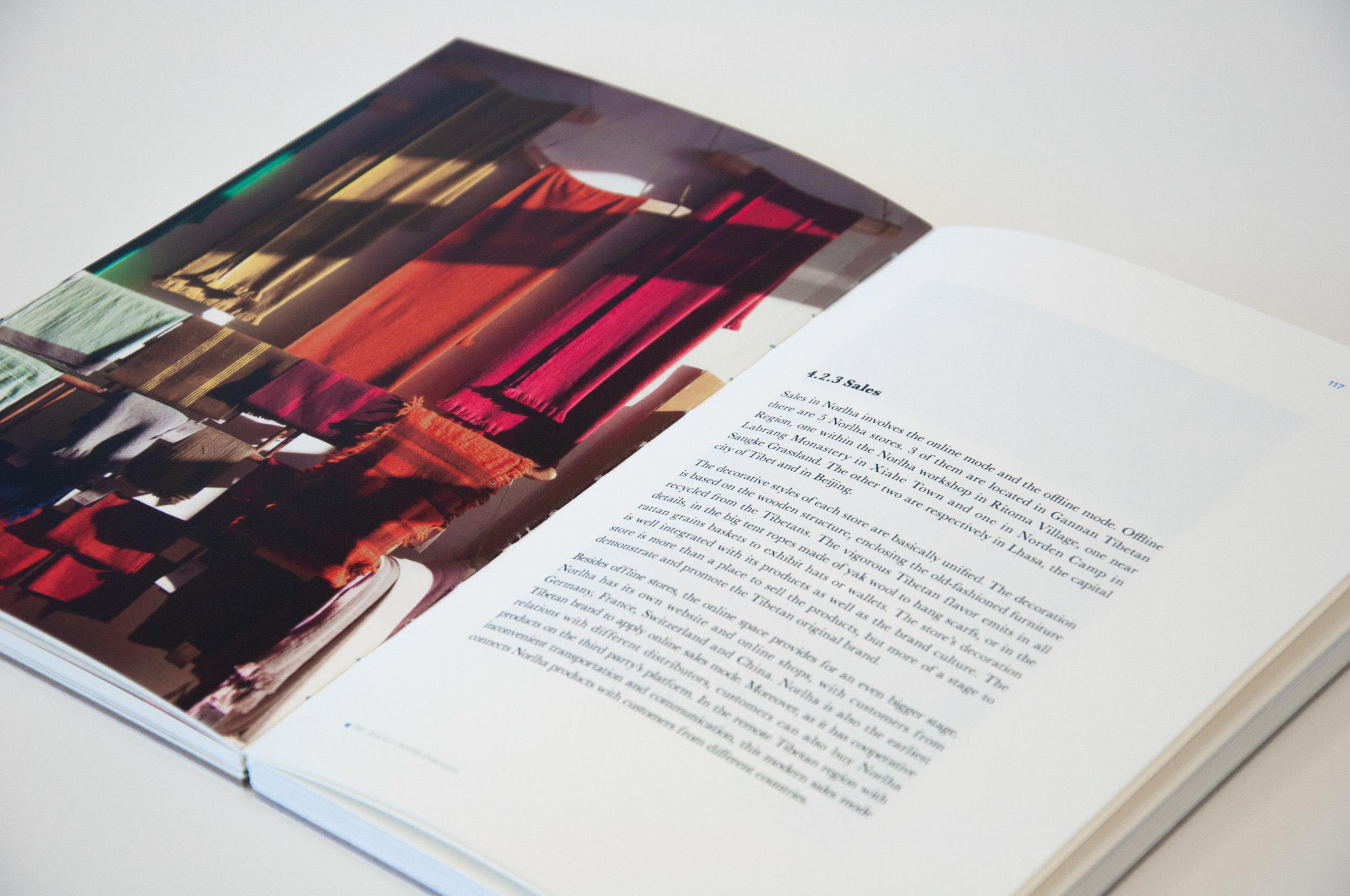 Book binding design，