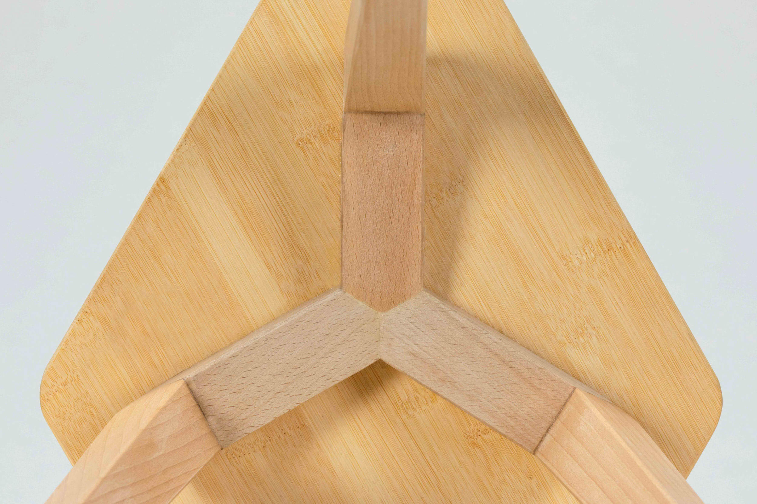 geometry，stool，wood，triangle，bamboo clappers，