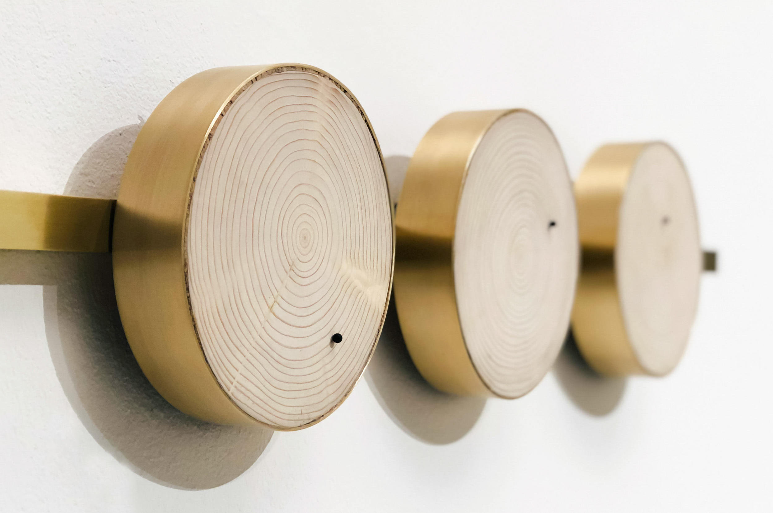 Clock，annual ring，grain，Magnetic attraction，