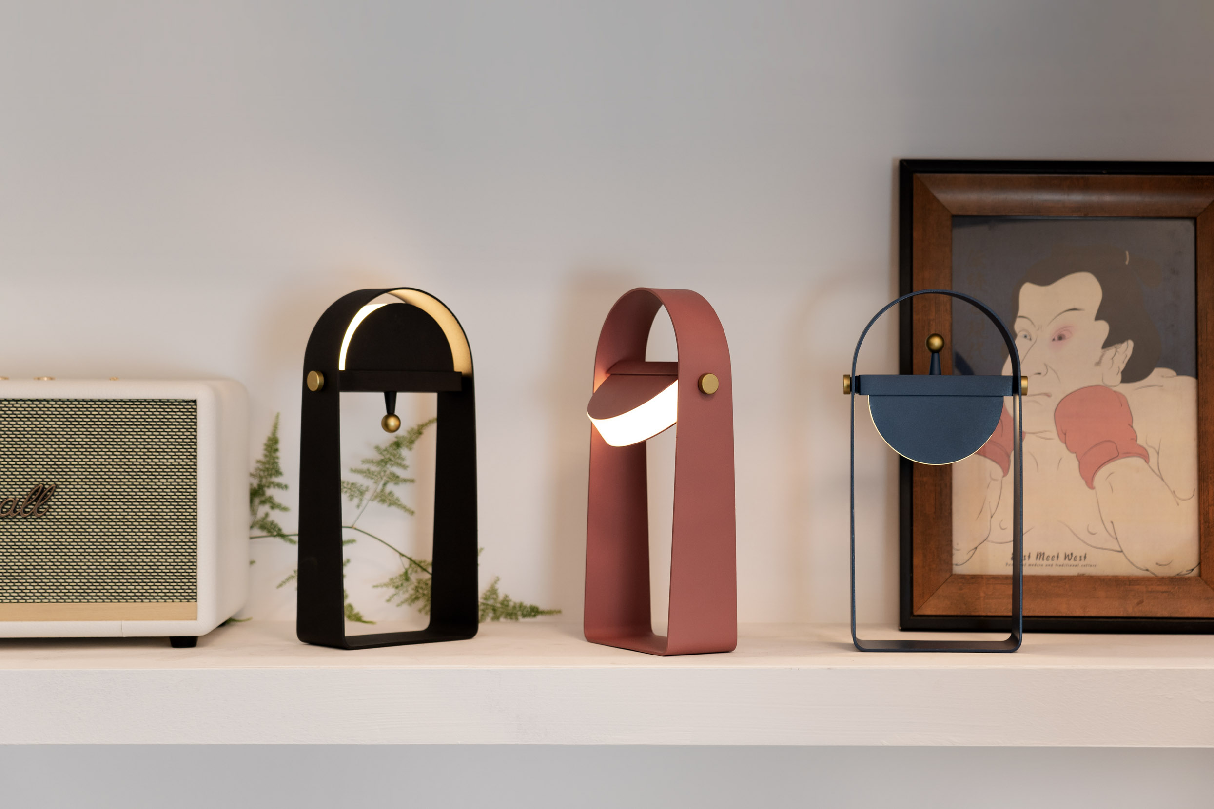 Night light，Touch adjustment，Handle，the moon and the stars，