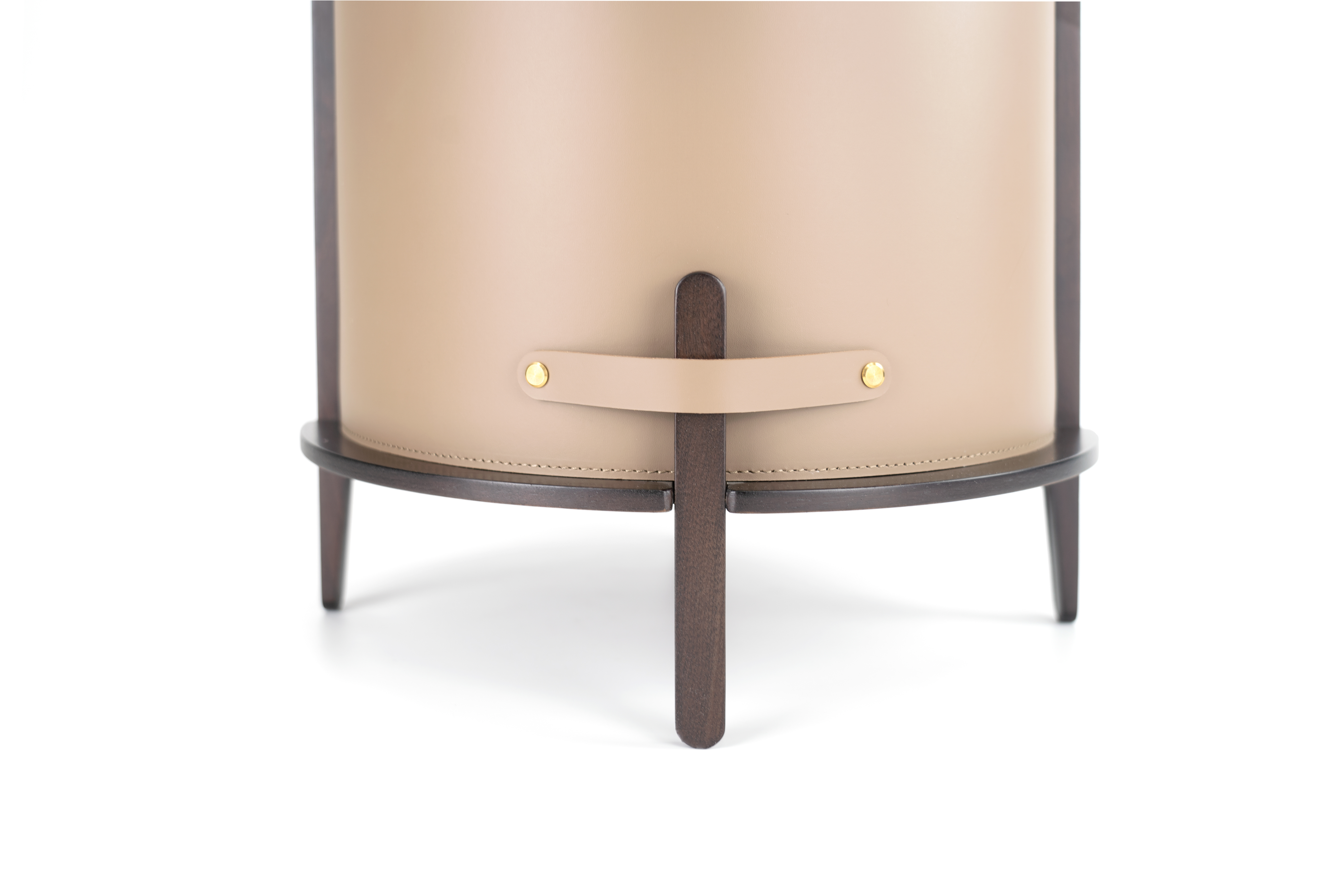 Clothes basket，Receive，Saddle skin，solid wood，