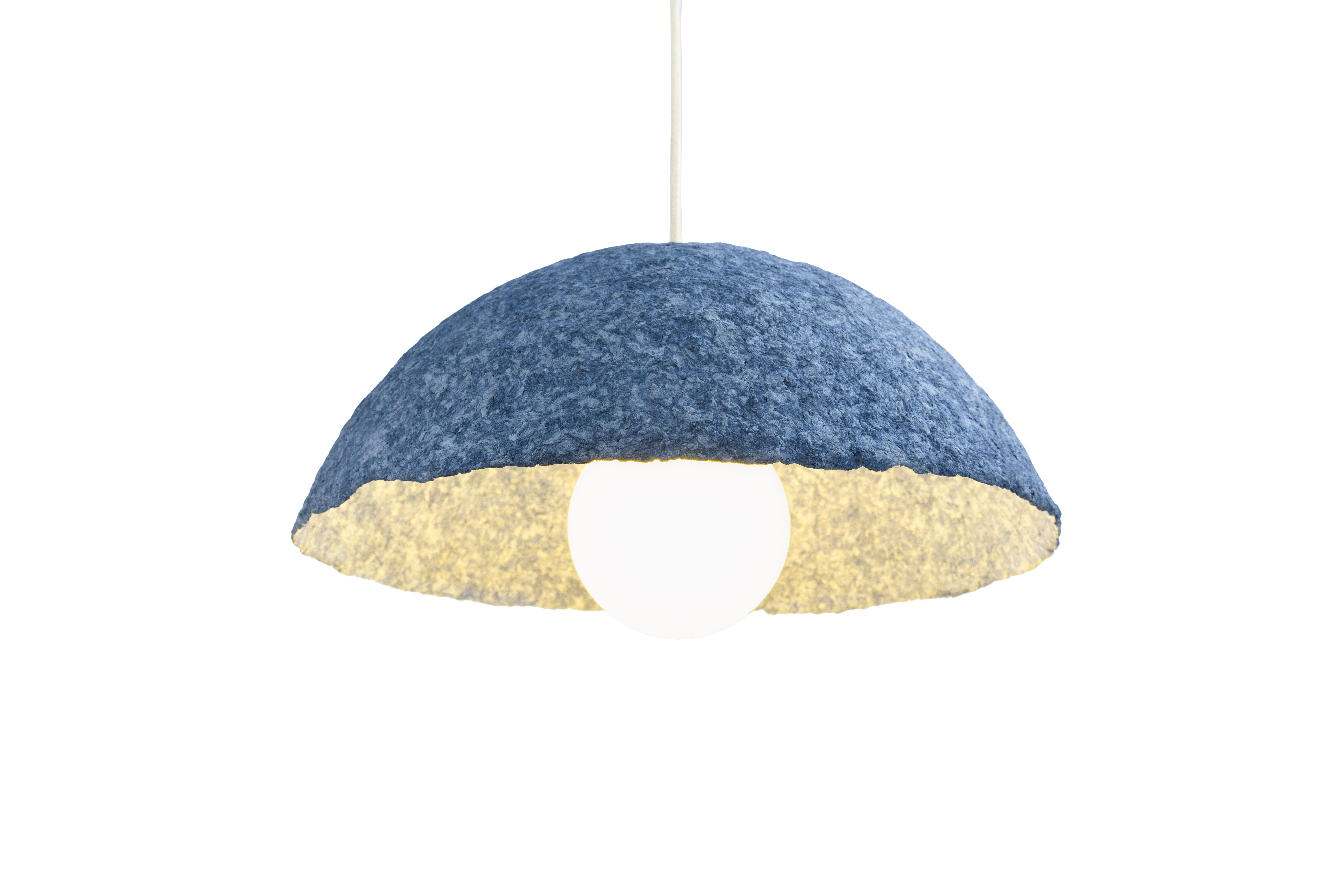 lamps and lanterns，Blue dye，Plant dye，Bluegrass，Traditional craft，Gradual change，Environmental protection materials，Cinnamon，