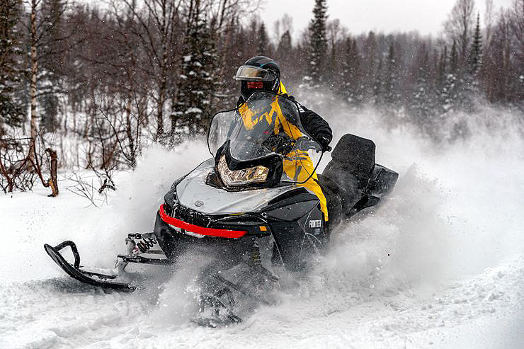 motorcycle，Snowmobile，vehicle，product，industrial design，