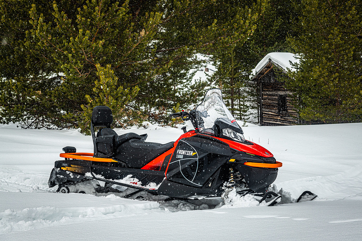 motorcycle，Snowmobile，vehicle，product，industrial design，