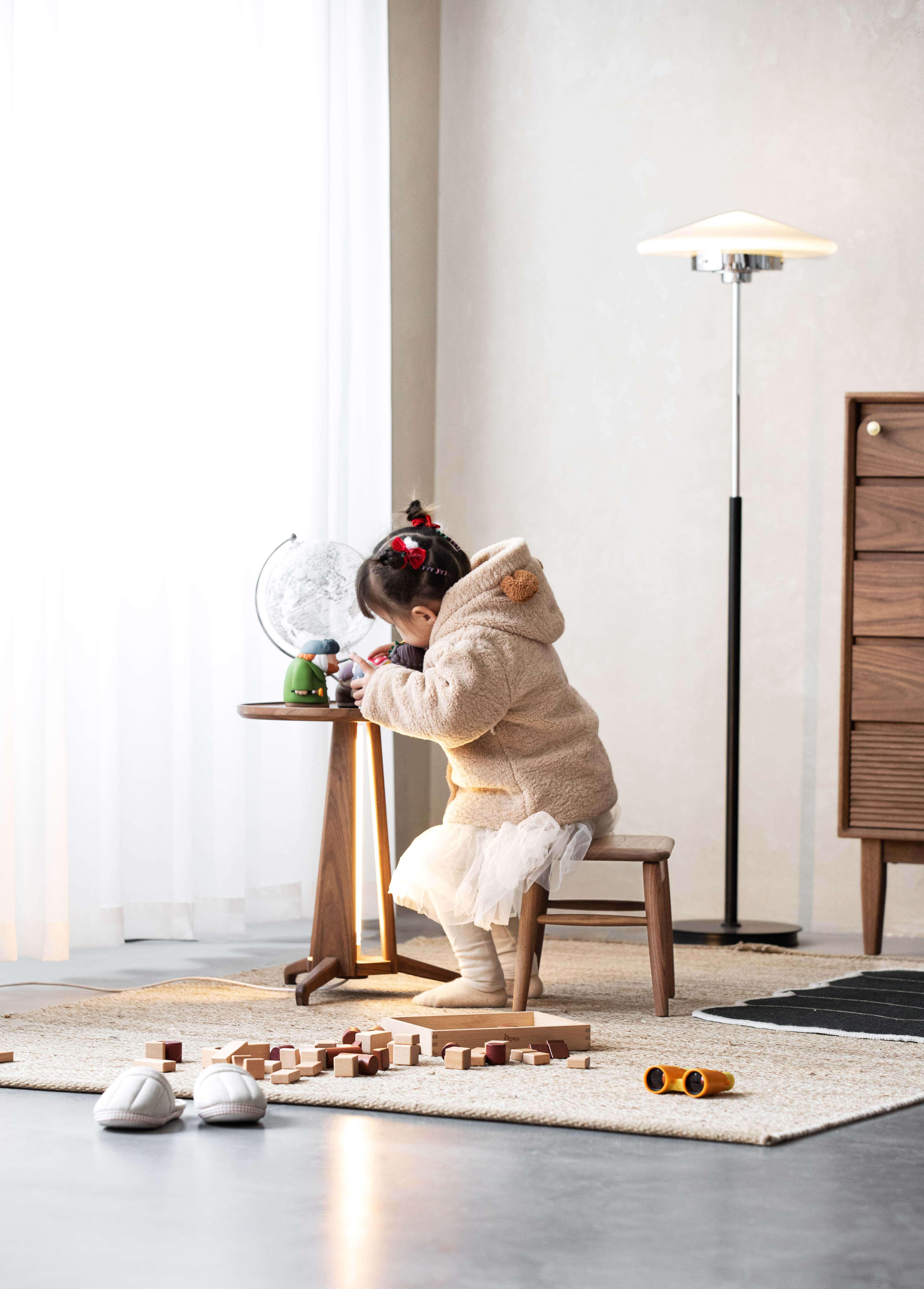 Solid wood furniture，furniture design ，product design，Peripheral design，