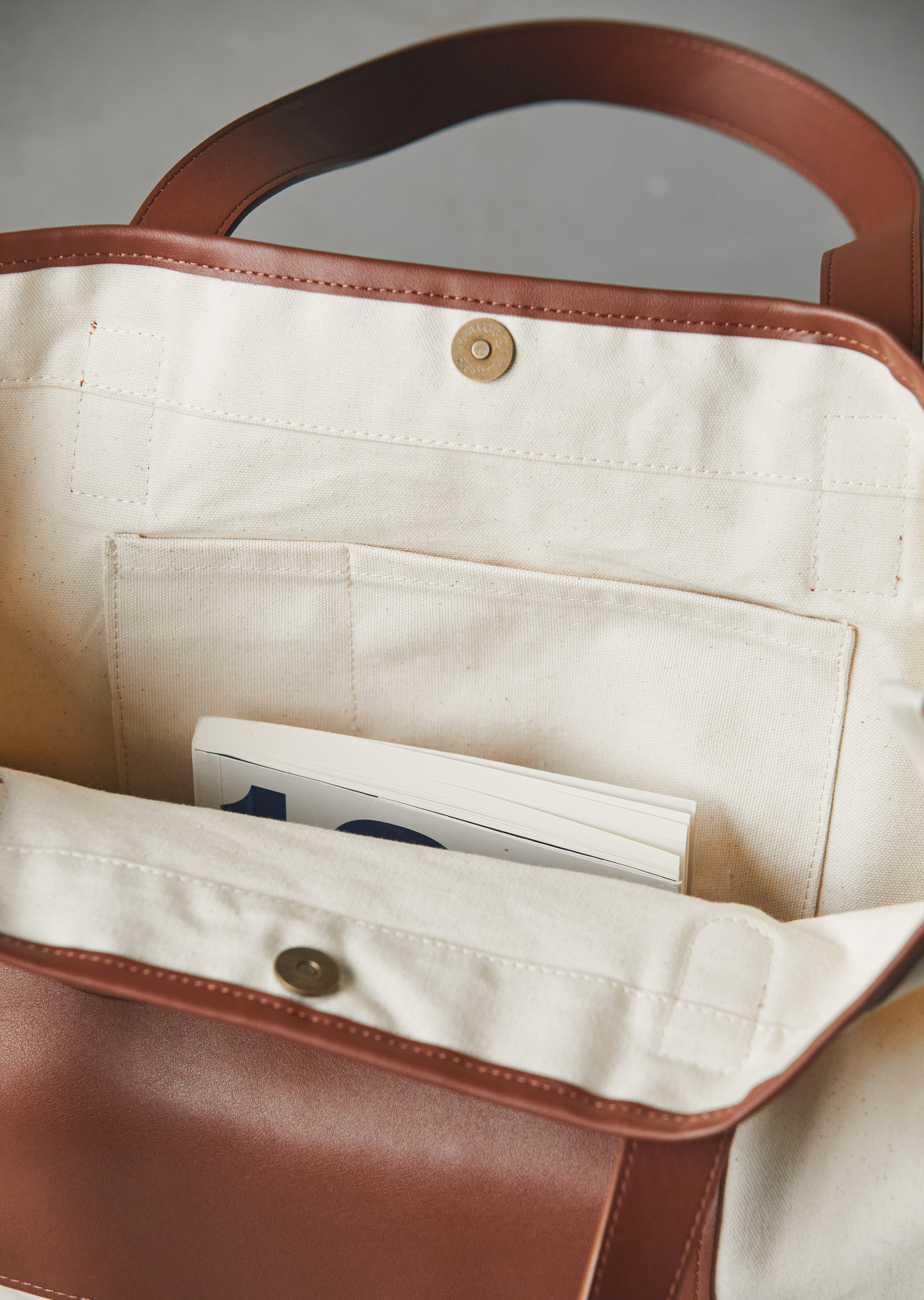 Solid wood furniture，furniture design ，product design，Peripheral design，