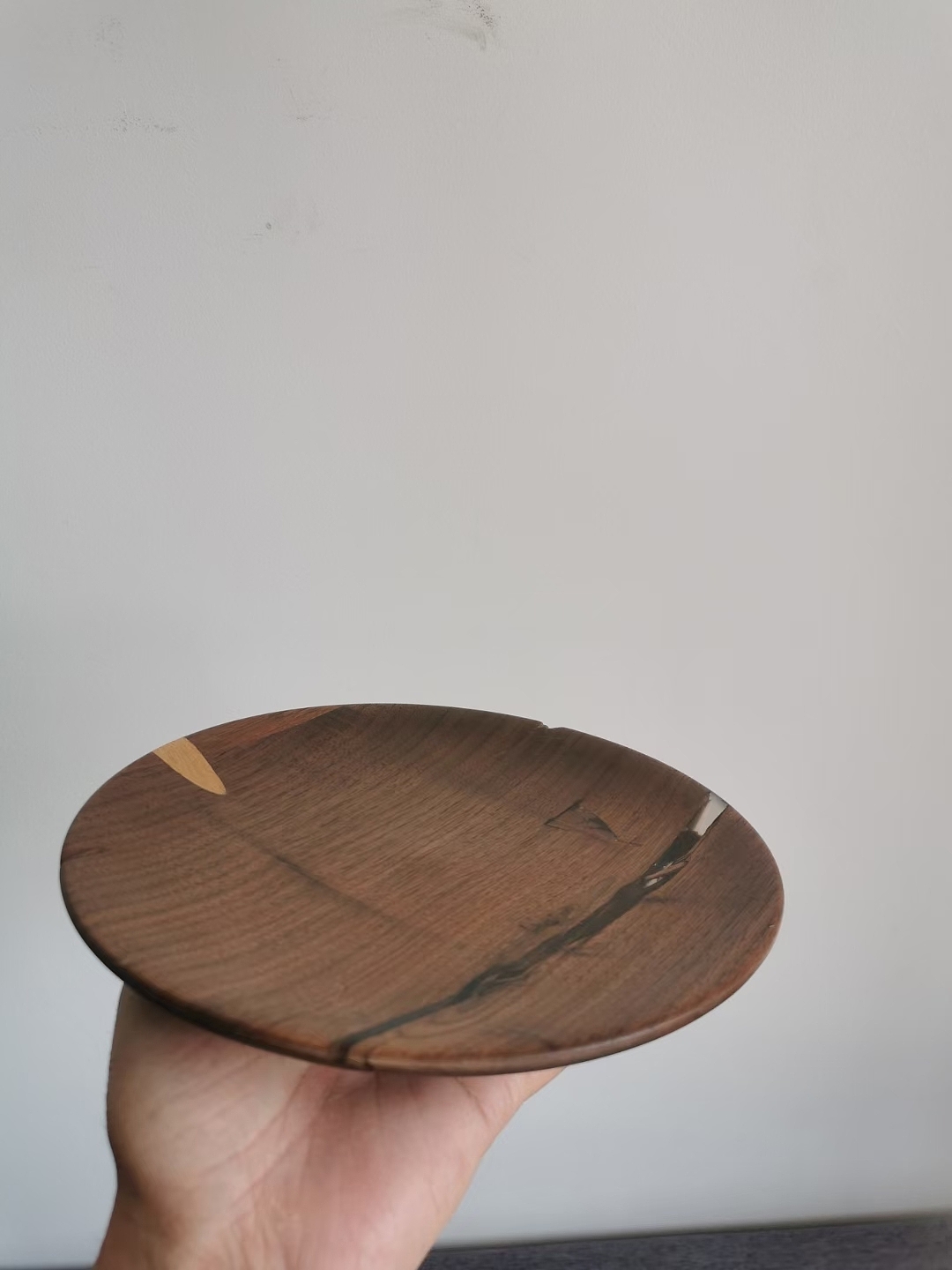 Black walnut，
