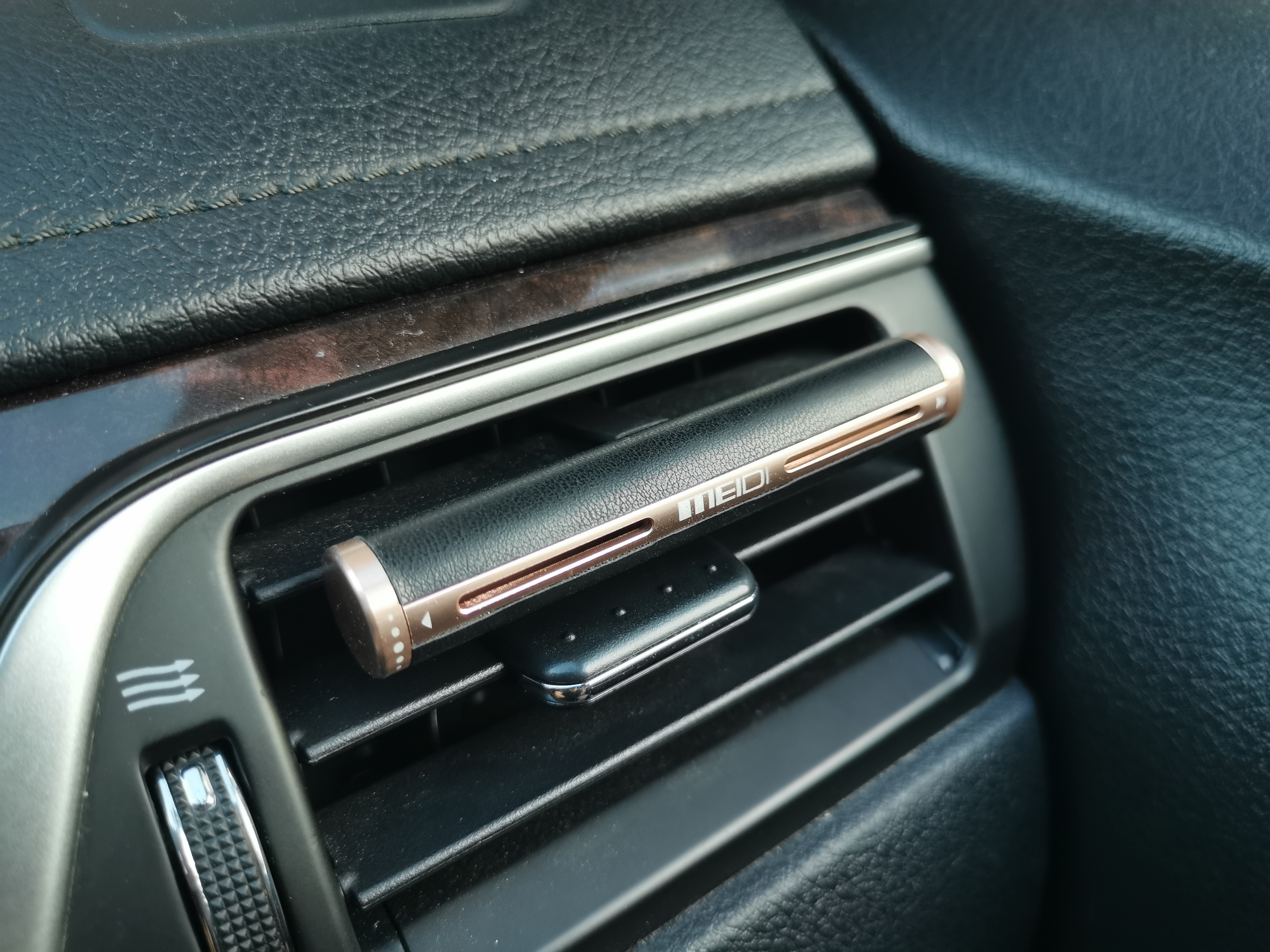 Aromatherapy，automobile，Air outlet，