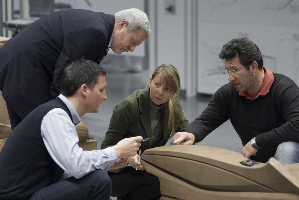 automobile，Oil sludge，Model，vehicle，