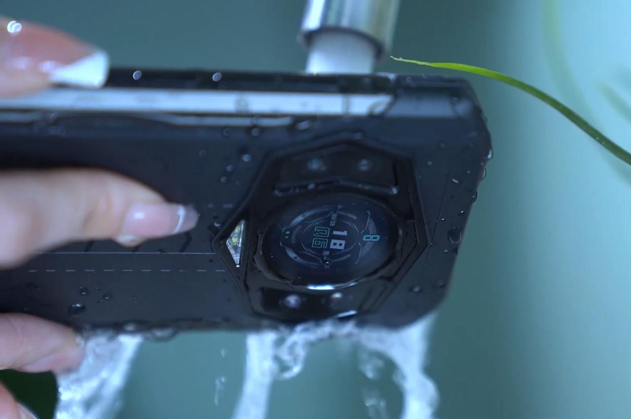 Intelligent mobile phone，strong，durable，