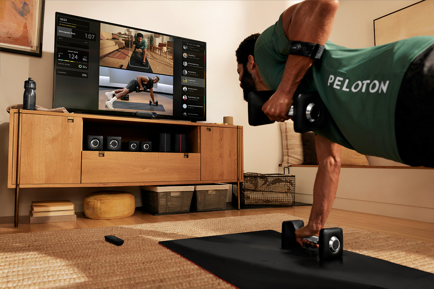 Peloton Guide，Bodybuilding，12 megapixels，Qualcom SOC，Voice control，