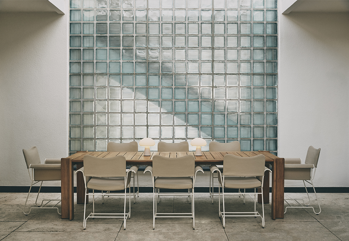 lamp，Mushroom，outdoors，white，Simplicity，