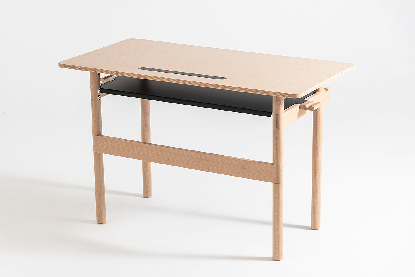 desk，to work in an office，Function table，