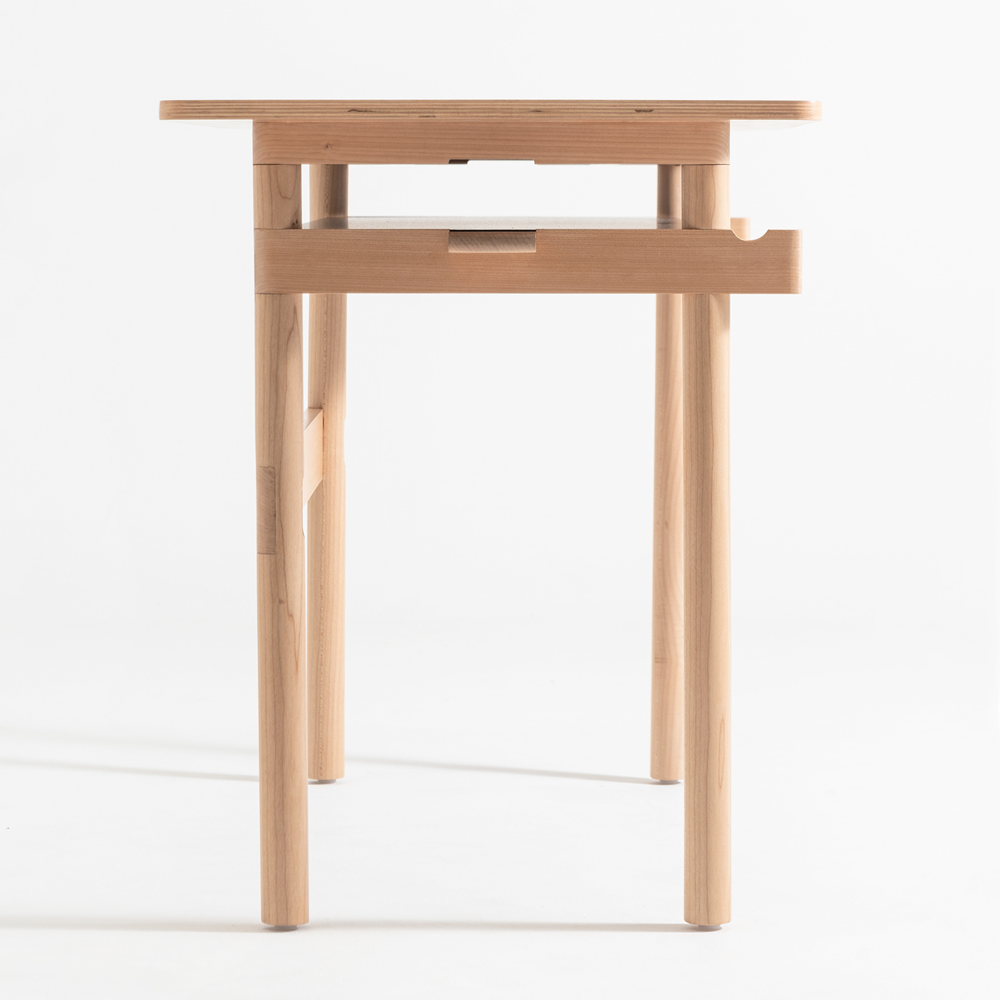 desk，to work in an office，Function table，