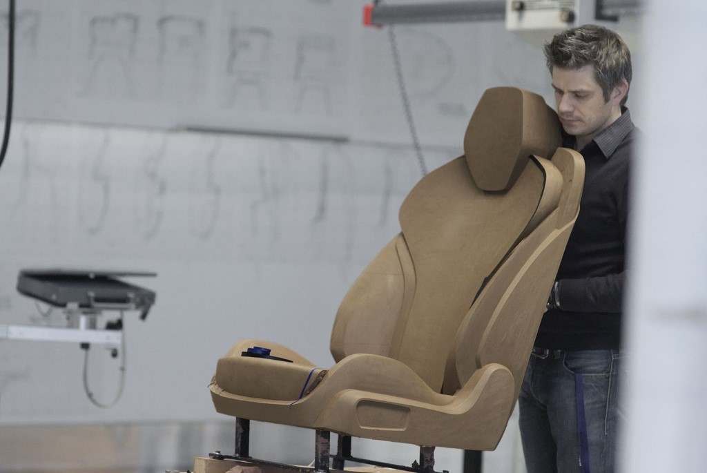 automobile，Oil sludge，Model，vehicle，