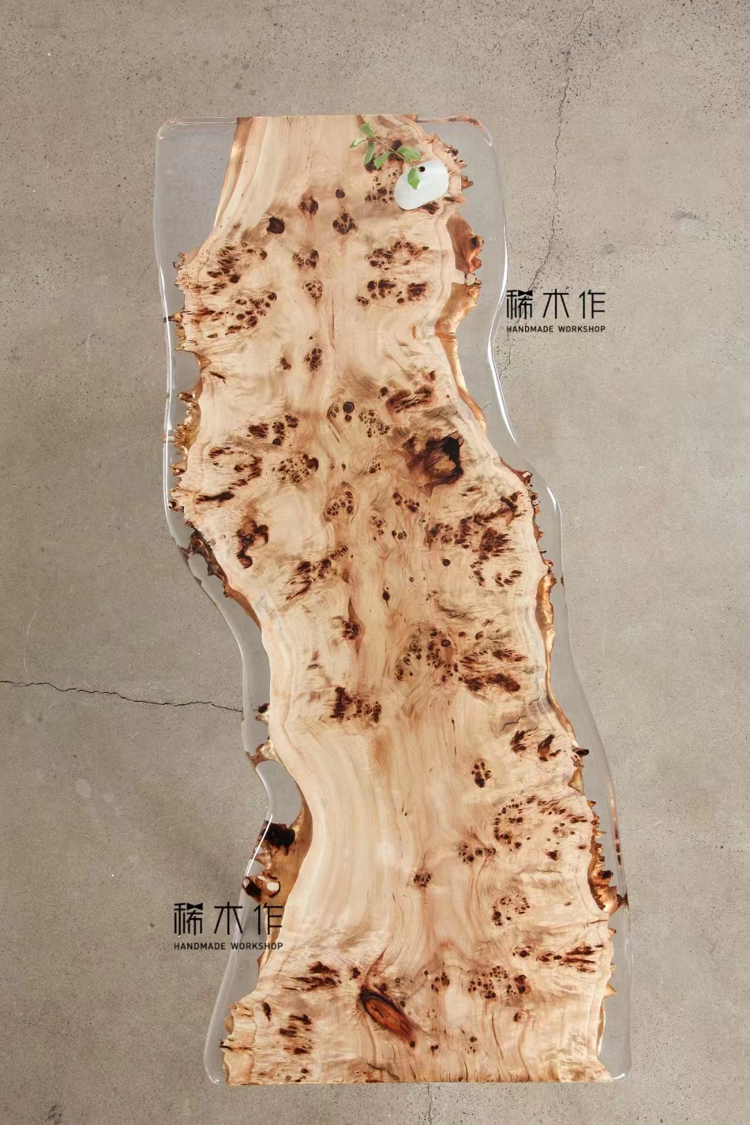 Poplar tumor，Solid wood table，