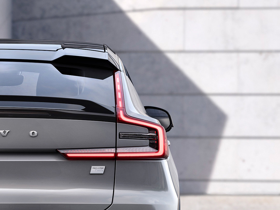 automobile，electric vehicle，