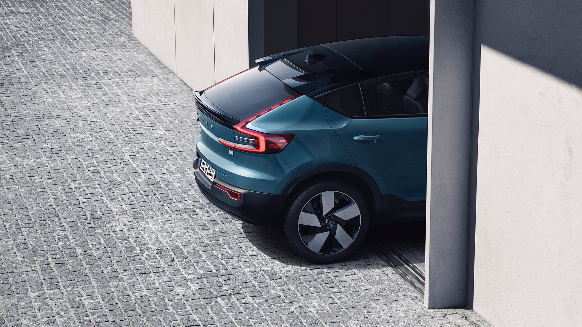 automobile，electric vehicle，