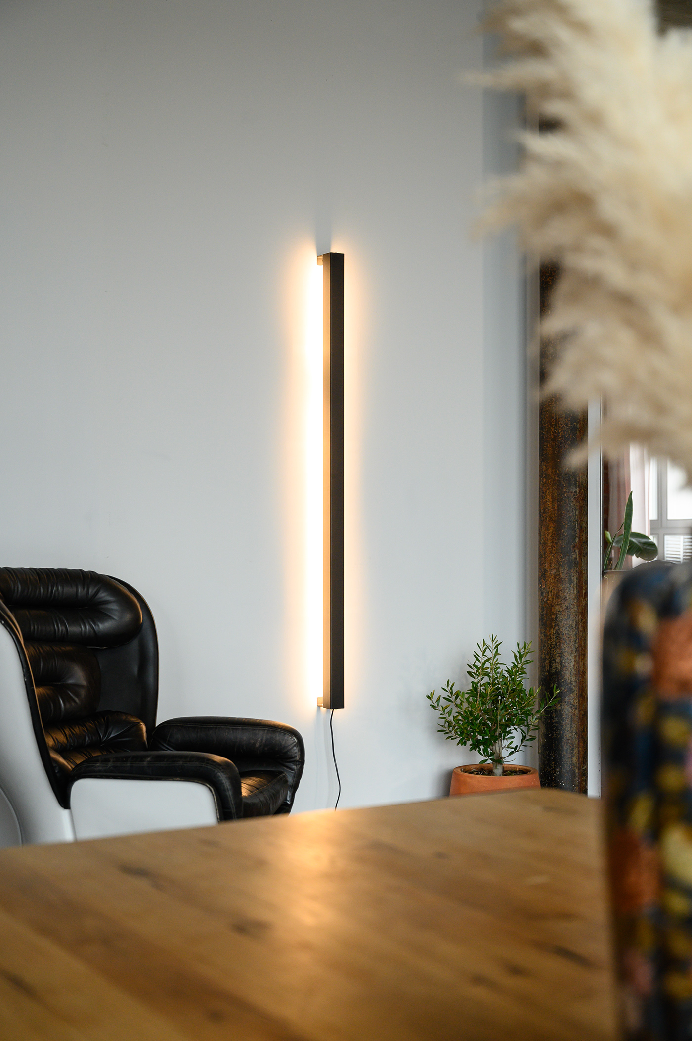 Wall lamp，BARR，product design，modern，indoor，wall，