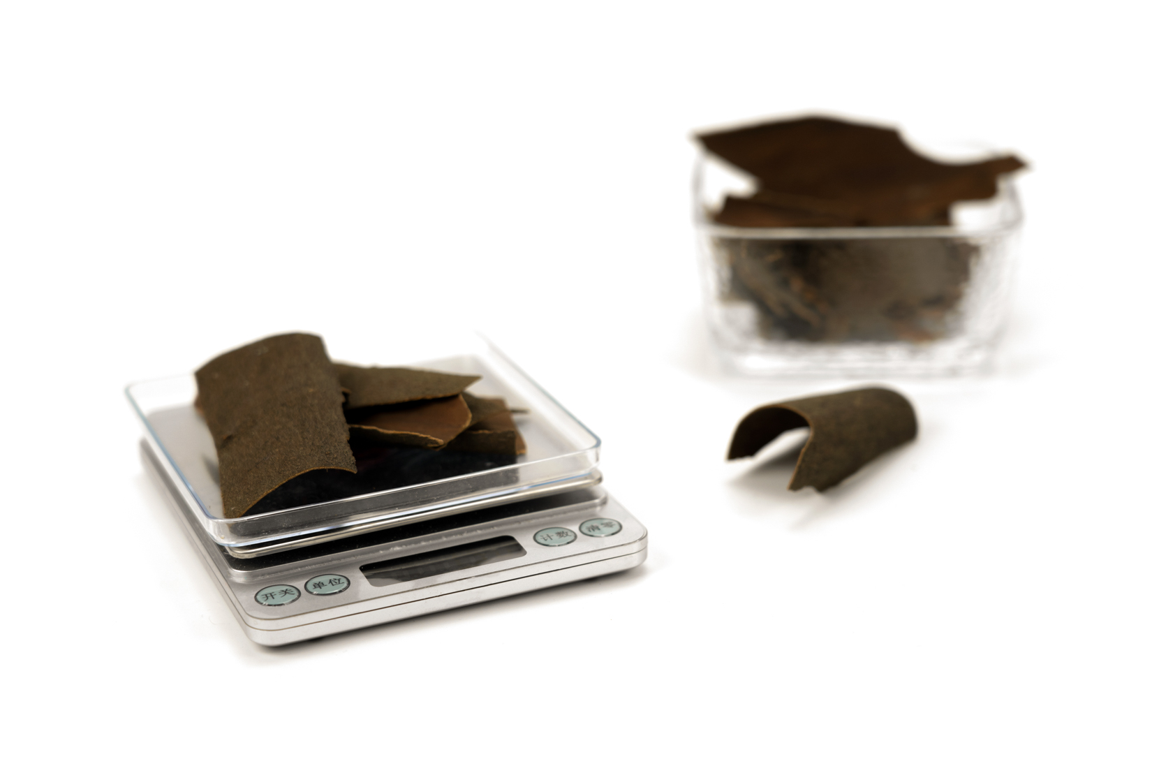 pulp，Traditional craft，Plant dye，Cinnamon，Environmental protection materials，Gradual change，