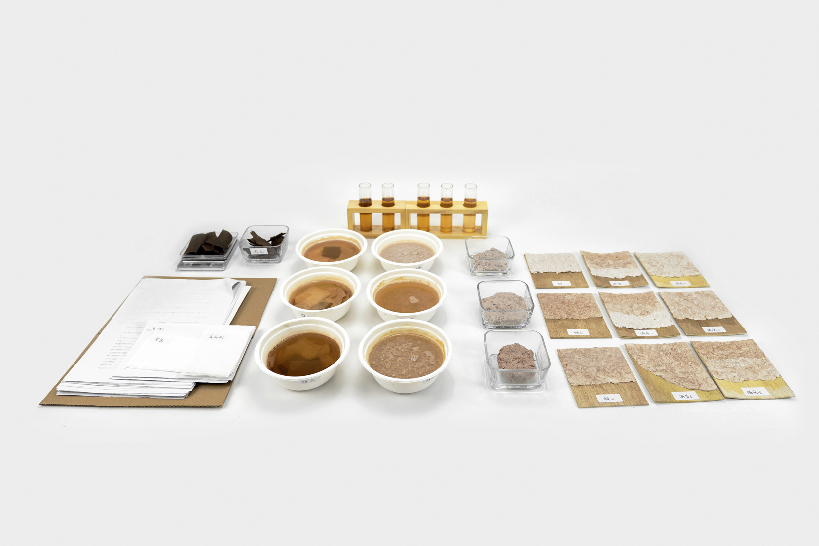 pulp，Traditional craft，Plant dye，Cinnamon，Environmental protection materials，Gradual change，