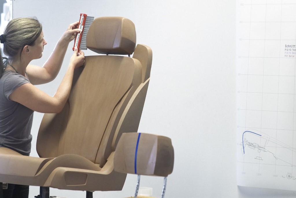 automobile，Oil sludge，Model，vehicle，