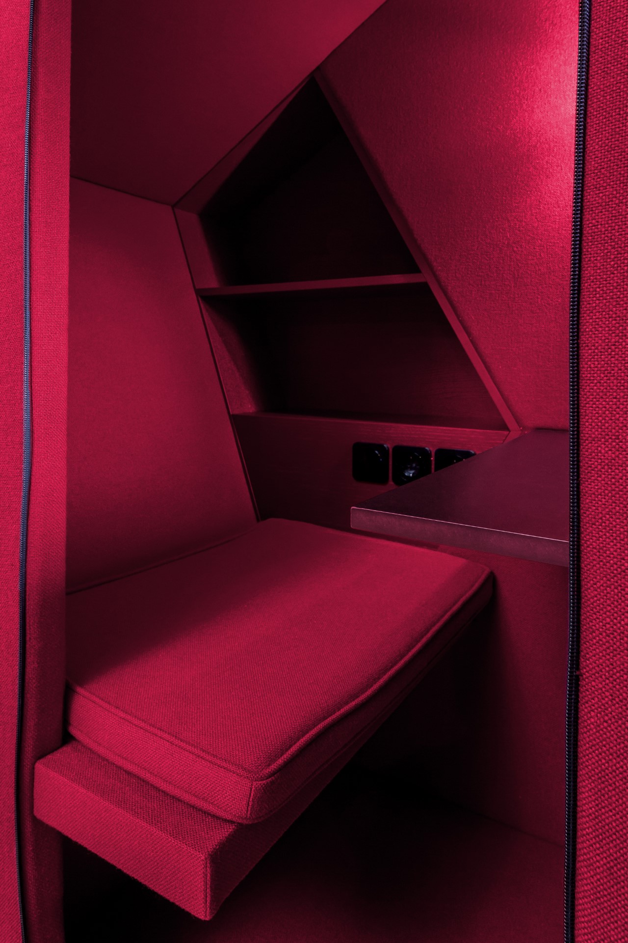 originality，Office appliances，Interior design，working space，