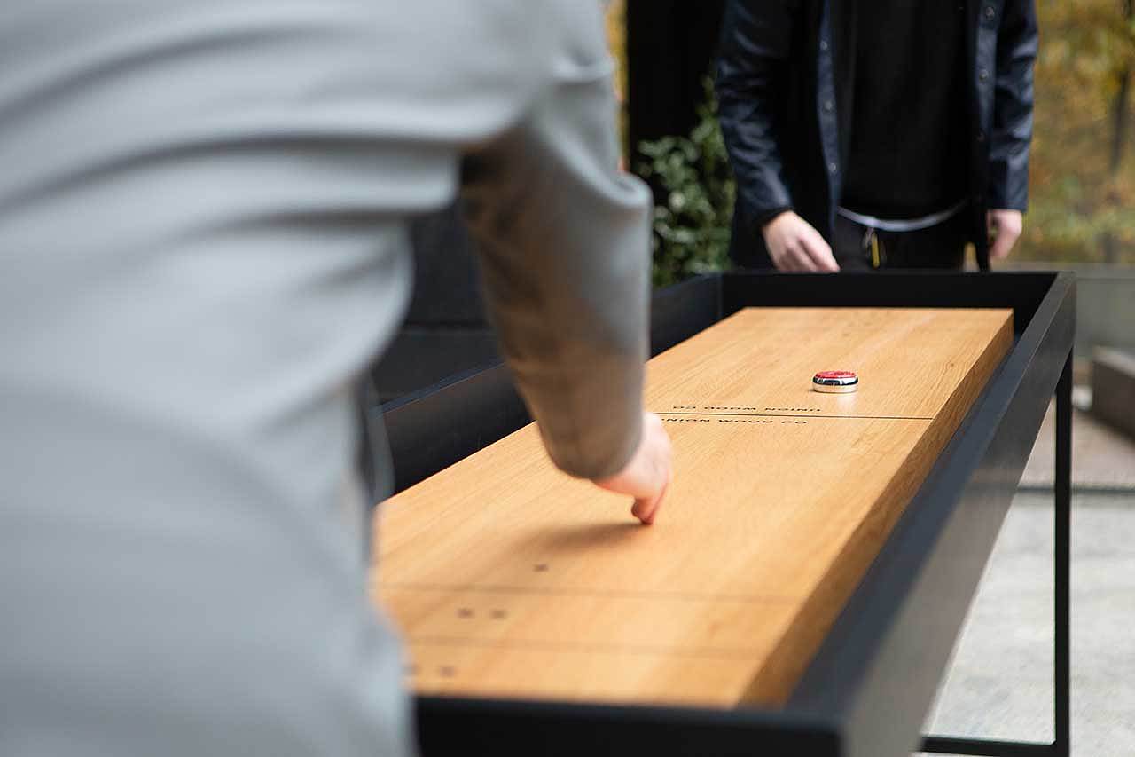 Modern，outdoor sport，Shuffleboard，Table tennis table，