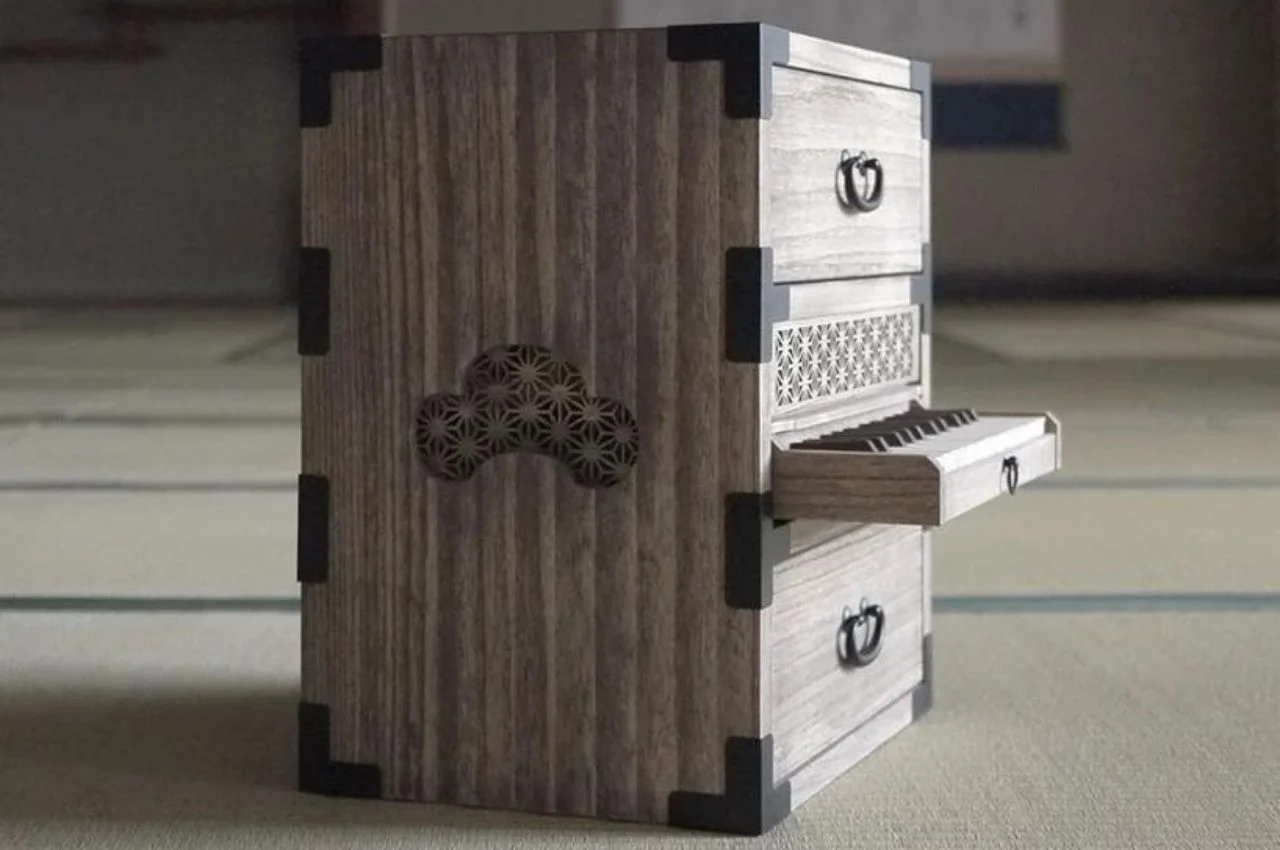 piano，furniture，Japan，Table，Musical Instruments，