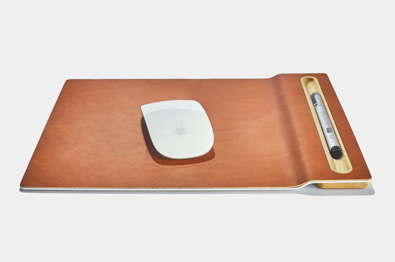 to work in an office，Simplicity，practical，