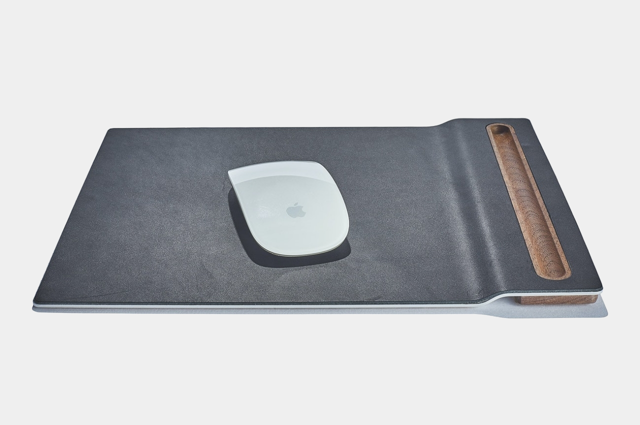 to work in an office，Simplicity，practical，