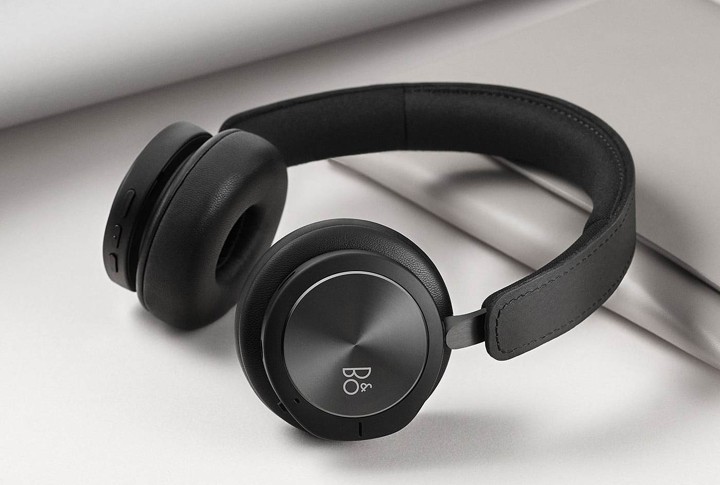 b&o，Anodic alumina，headset，Headwear，