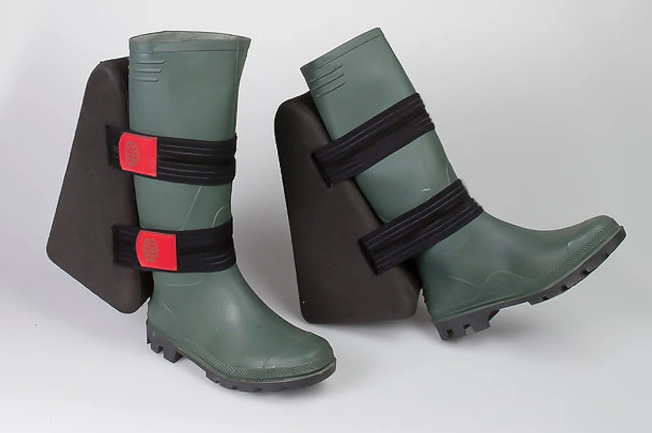 Wearable ，chair，WEARABLE SEATING，