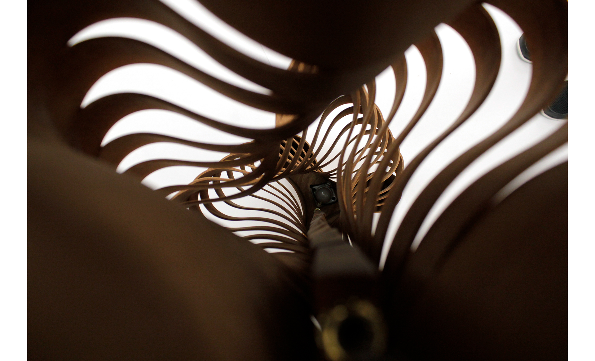 lamps and lanterns，lighting，emotion，Undulant，