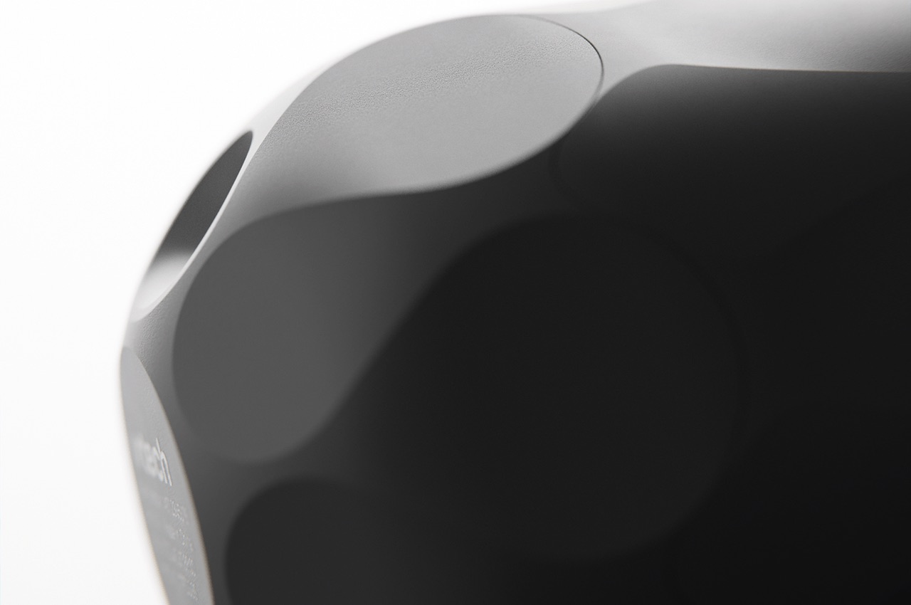 wireless，Usb-c port，camera，fashion，