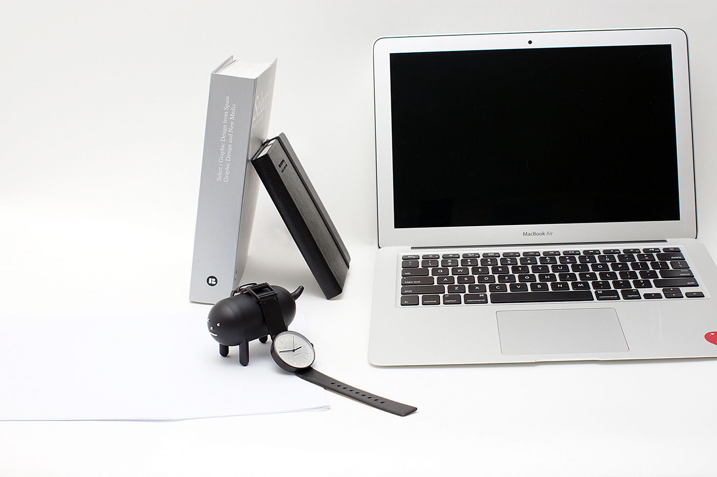 Wrist watch，Wristwatch，product design，Watch rack，Desktop gadgets，