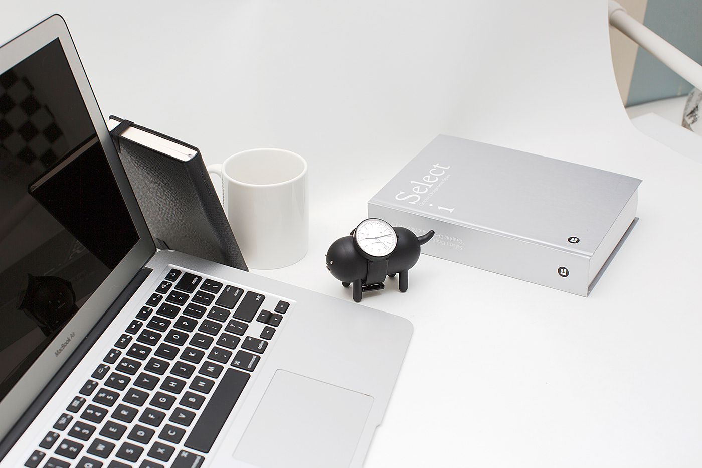 Wrist watch，Wristwatch，product design，Watch rack，Desktop gadgets，