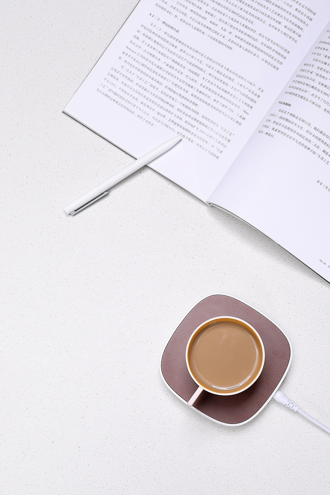 white，Minimalist，warm，affinity，
