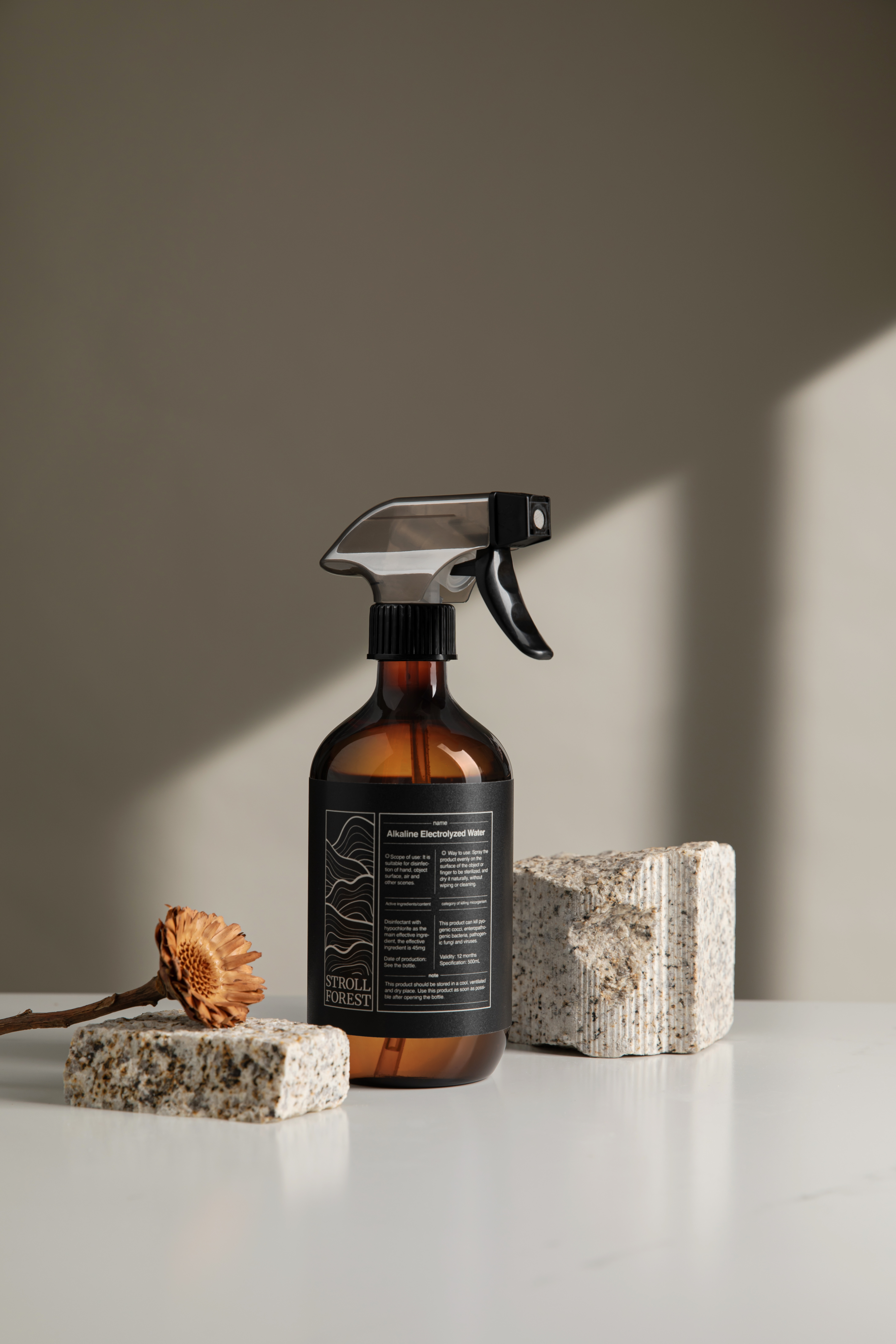 brand，brand，plan，plan，logo，logo，shot，shot，still life，still life，bottle，bottle，Home Furnishing，Home Furnishing，The silence，The silence，