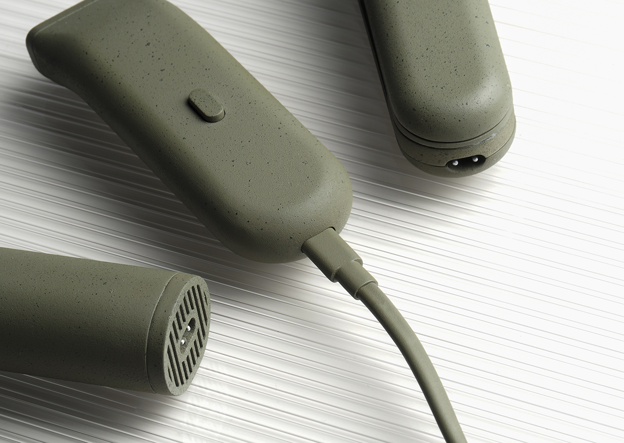 get accommodation，travel kit ，Hairdressing，product design，