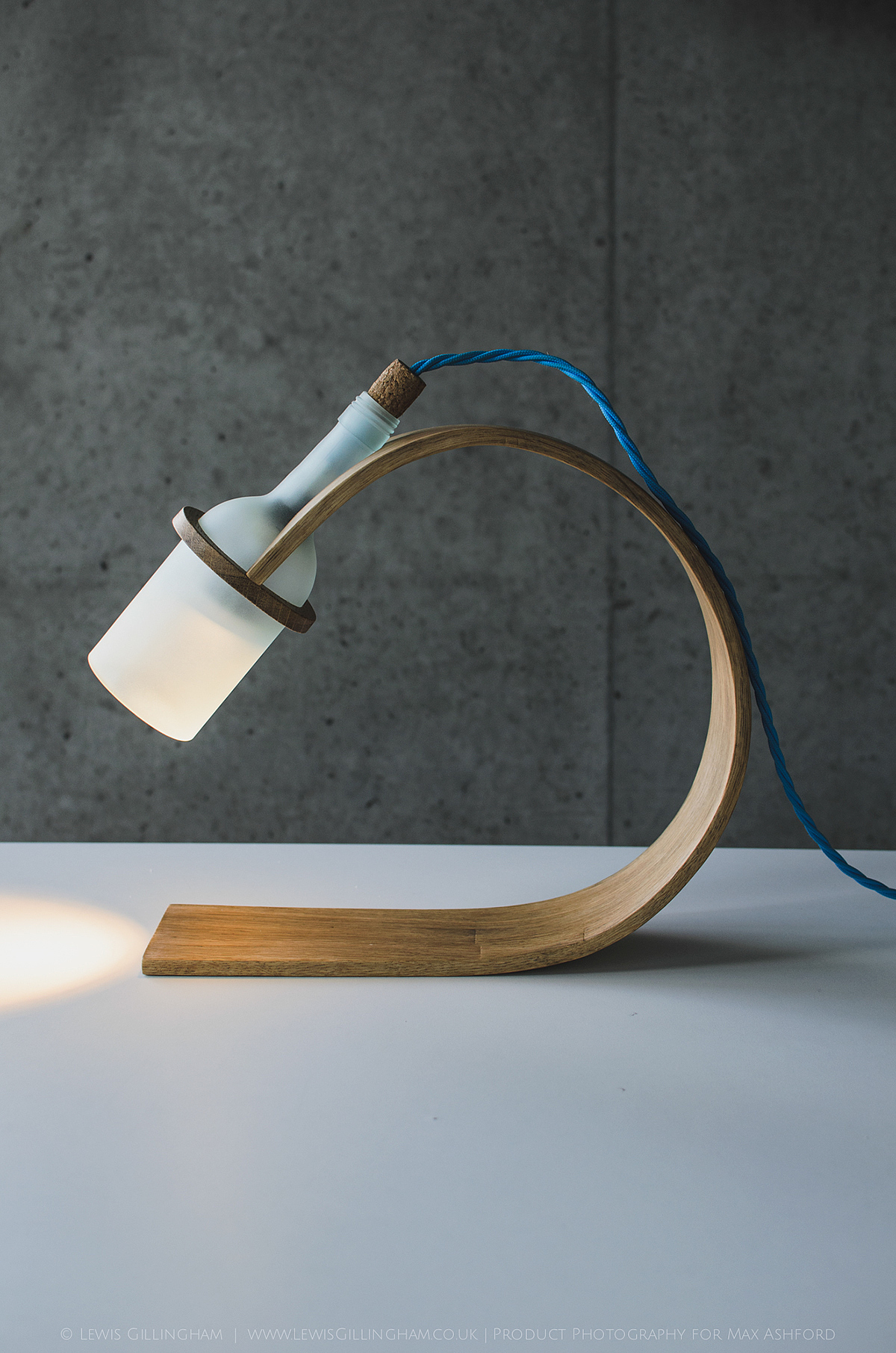 Quercus，Desk lamp，environment protection，product design，