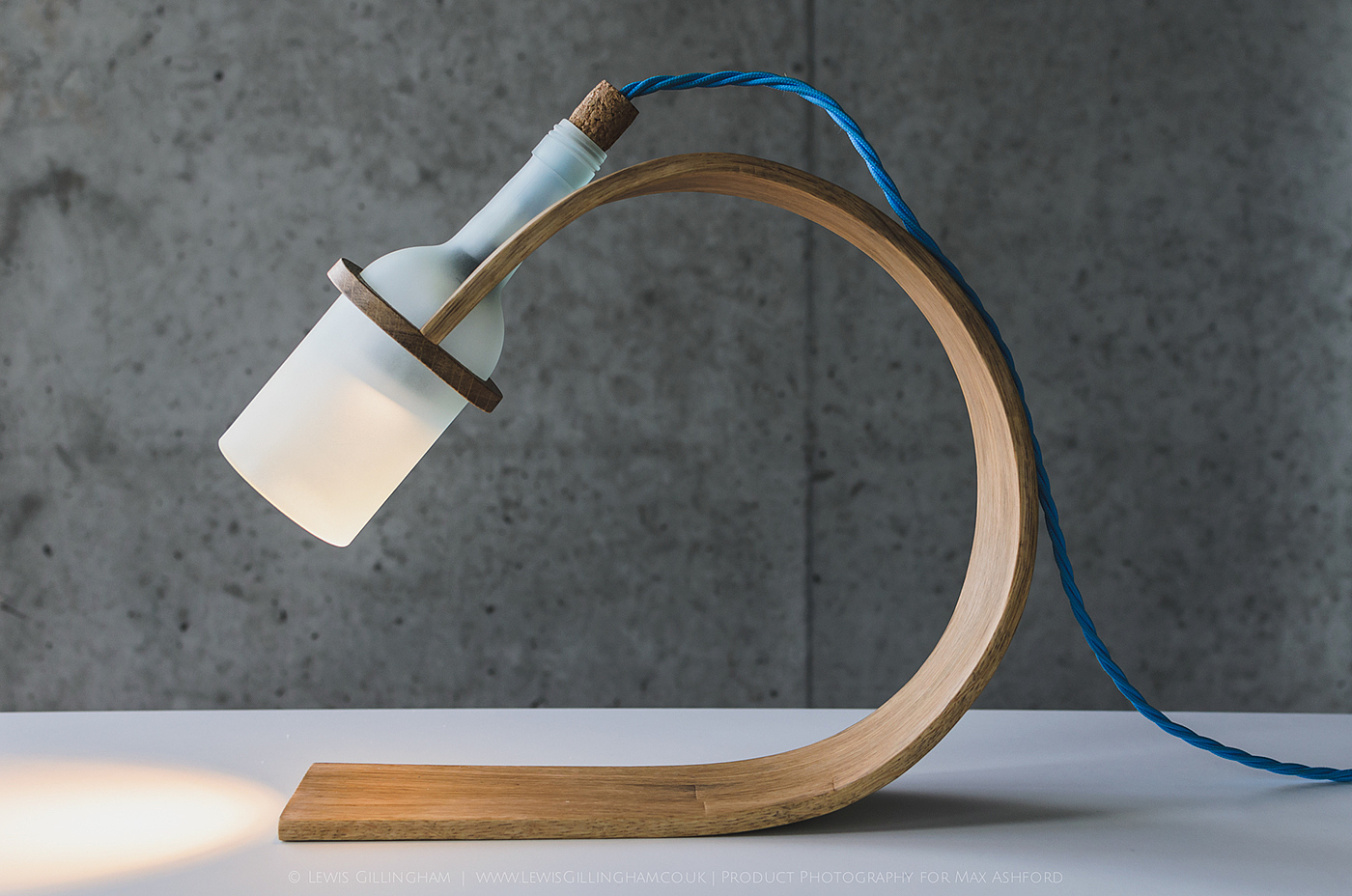 Quercus，Desk lamp，environment protection，product design，