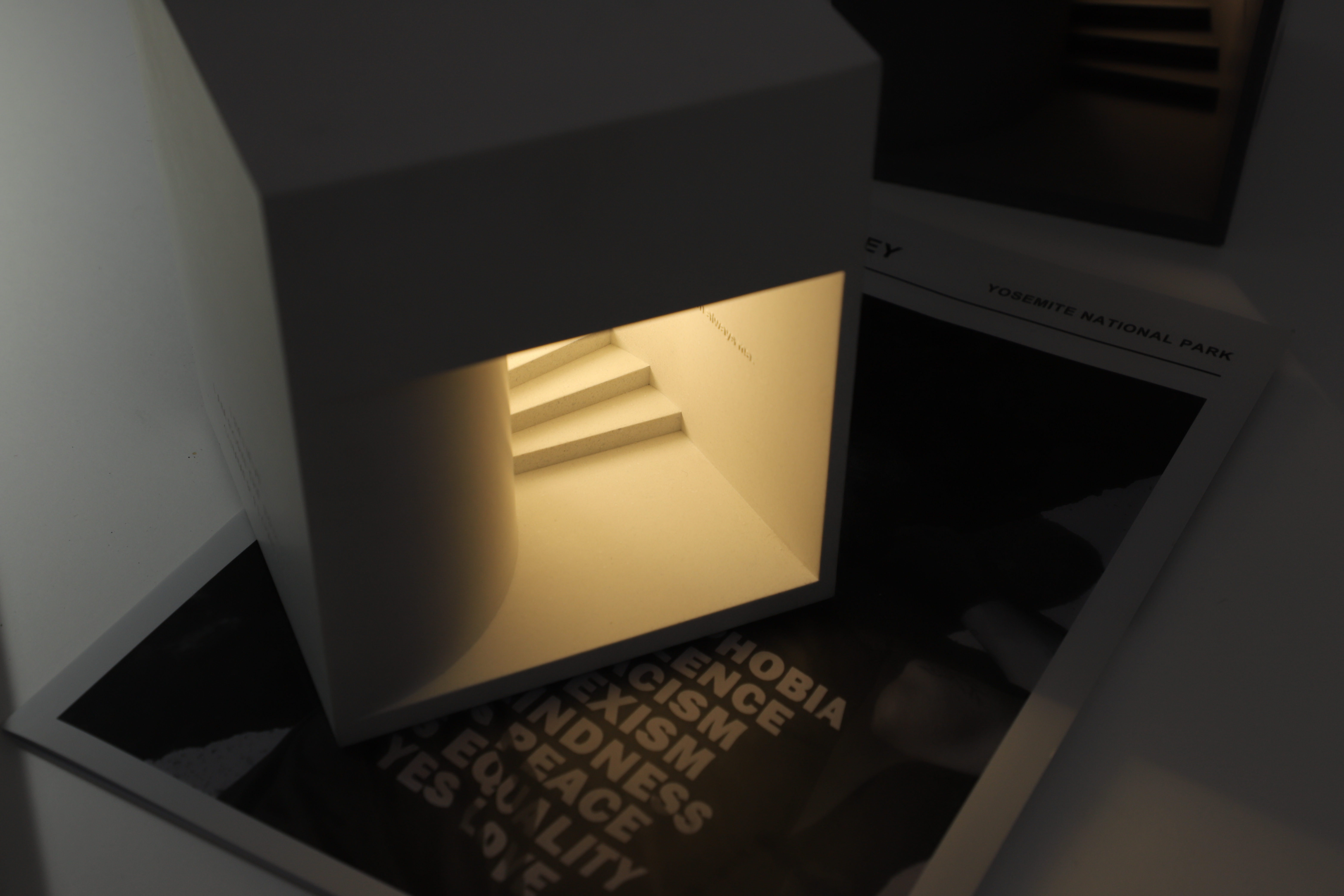 Several degrees of gray，Night light，Concrete night light，